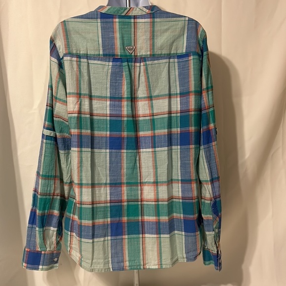 Columbia Women’s Size Large Plaid Long Sleeve Button Front Cotton Top Blouse - Picture 6 of 8